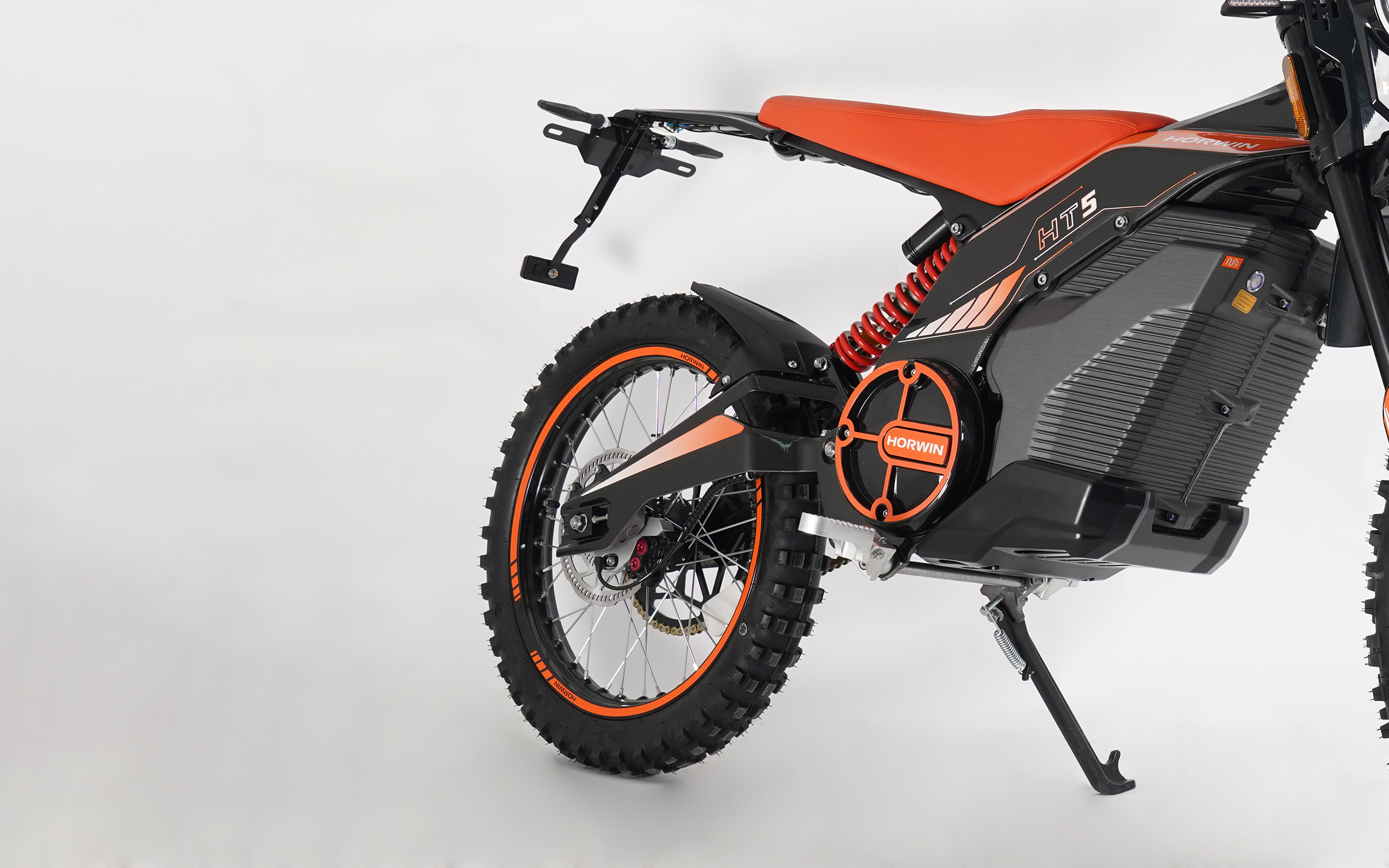 HT5_Motor_Antrieb HORWIN HT Series Side Stand